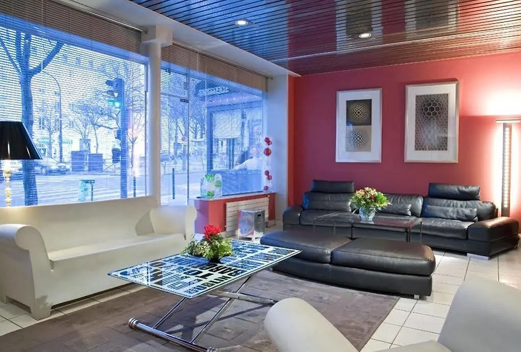 Hotel Madrigal Paris