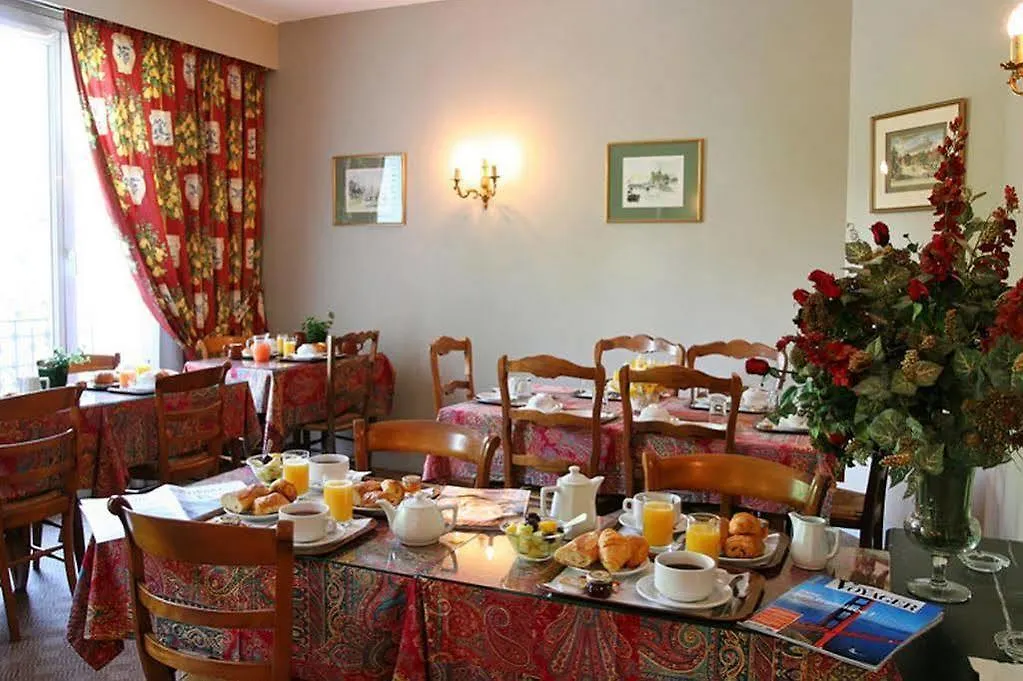 Madrigal 3* Paris